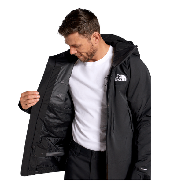 The North Face Chakal Jacket 2027